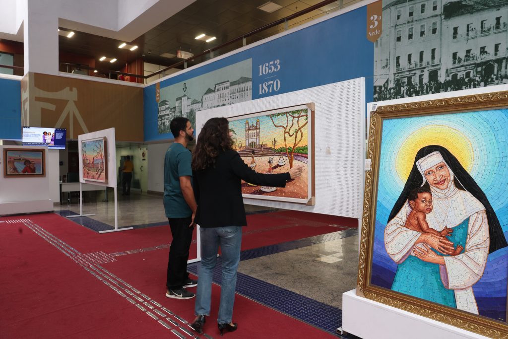 17/06/2026 - Exposição de Mosaicos em Papel no átrio do TJBA  