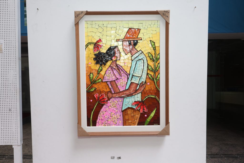 17/06/2026 - Exposição de Mosaicos em Papel no átrio do TJBA  