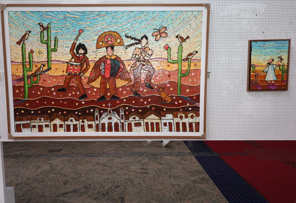 17/06/2026 - Exposição de Mosaicos em Papel no átrio do TJBA  