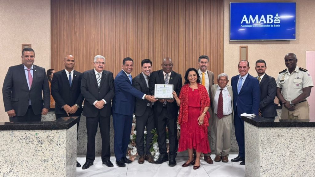 06/06/2026 - Entrega de título de Cidadã Bonfinense para a Desembargadora Maria de Fátima Silva Carvalho  
