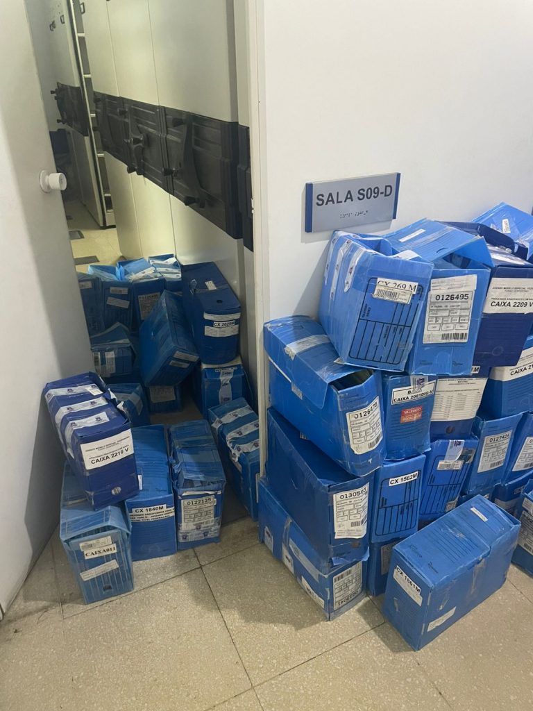 Gestão documental: TJBA realiza eliminação de documentos administrativos de mais de 2 mil processos da Defesa do Consumidor