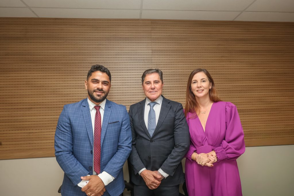 “O advogado é a voz do cidadão”, afirma o Presidente do TJBA em reunião com subseções da OAB-BA