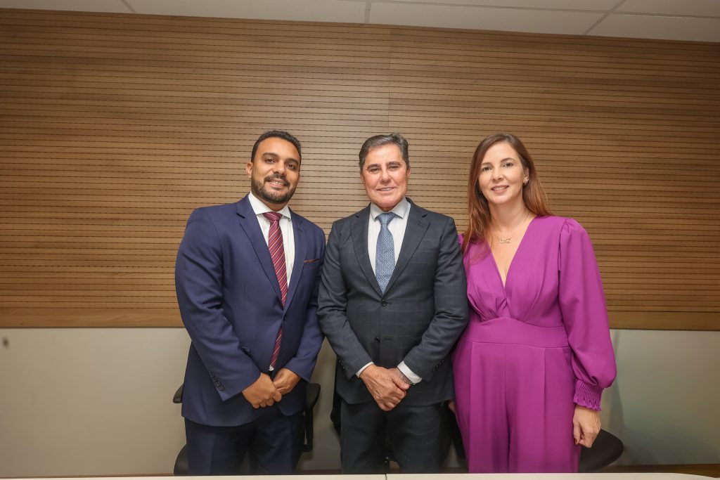 “O advogado é a voz do cidadão”, afirma o Presidente do TJBA em reunião com subseções da OAB-BA
