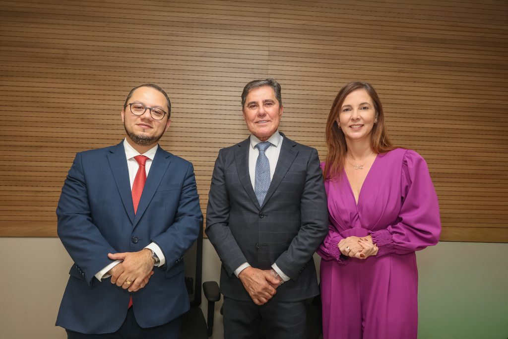 “O advogado é a voz do cidadão”, afirma o Presidente do TJBA em reunião com subseções da OAB-BA