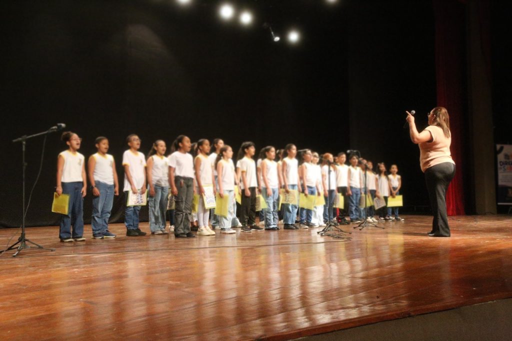 Projeto Justiça em Território celebra o direito de saber em atividade com estudantes de Itabuna