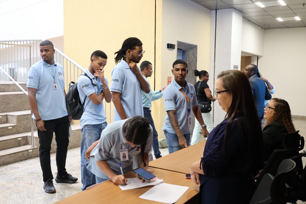 35 anos da Lei de Cotas para Pessoas com Deficiência é celebrado no TBJA com debate, palestras e apresentação musical   