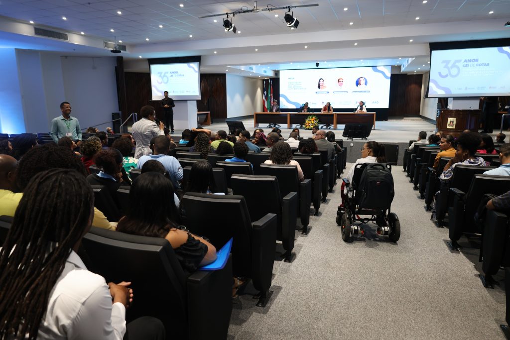 35 anos da Lei de Cotas para Pessoas com Deficiência é celebrado no TBJA com debate, palestras e apresentação musical   