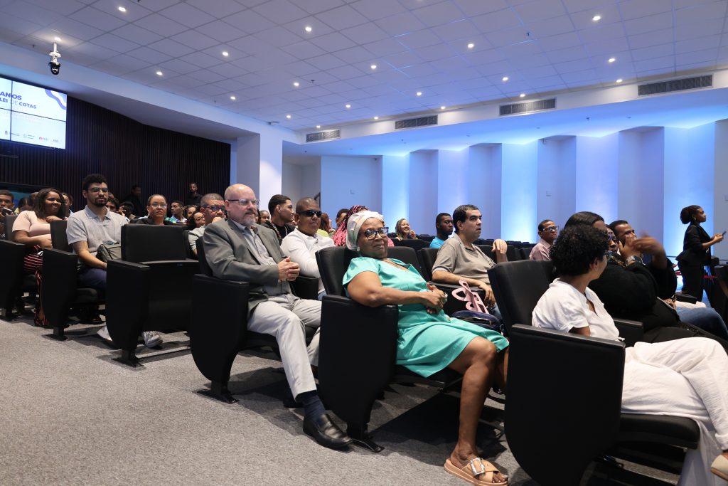 35 anos da Lei de Cotas para Pessoas com Deficiência é celebrado no TBJA com debate, palestras e apresentação musical   