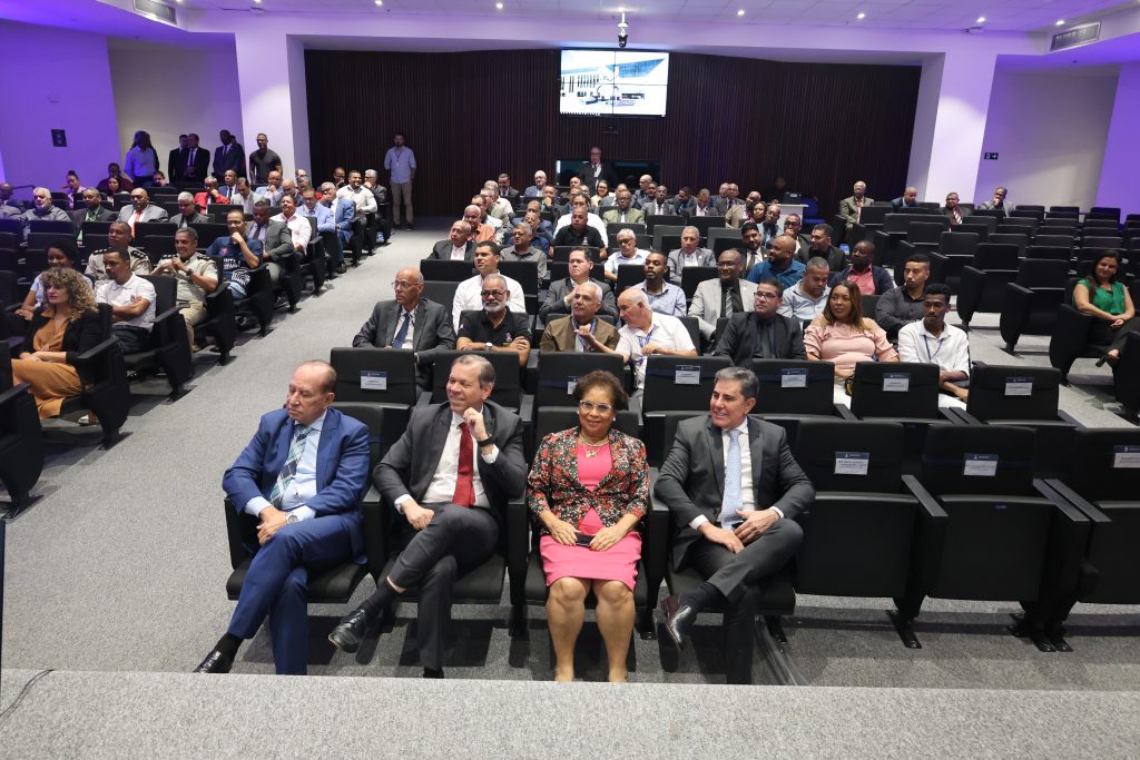 Presidente do TJBA homenageia motoristas e destaca papel essencial da categoria para o funcionamento do Judiciário   