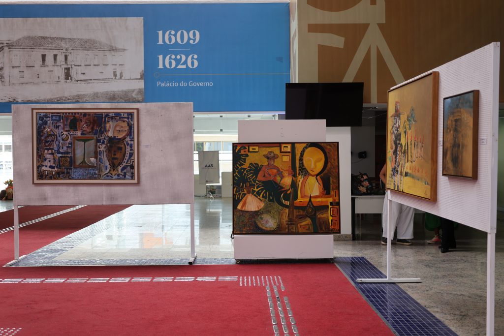 08/07/2026 - Exposição no átrio do TJBA – Artista Izana Fiterman   