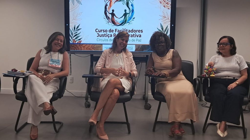 15/07/2026 - Curso Formação de Facilitadores em Processos Circulares - Círculos de Construção de Paz (não conflitivo) - CCP JR na Educação, Turma 01  