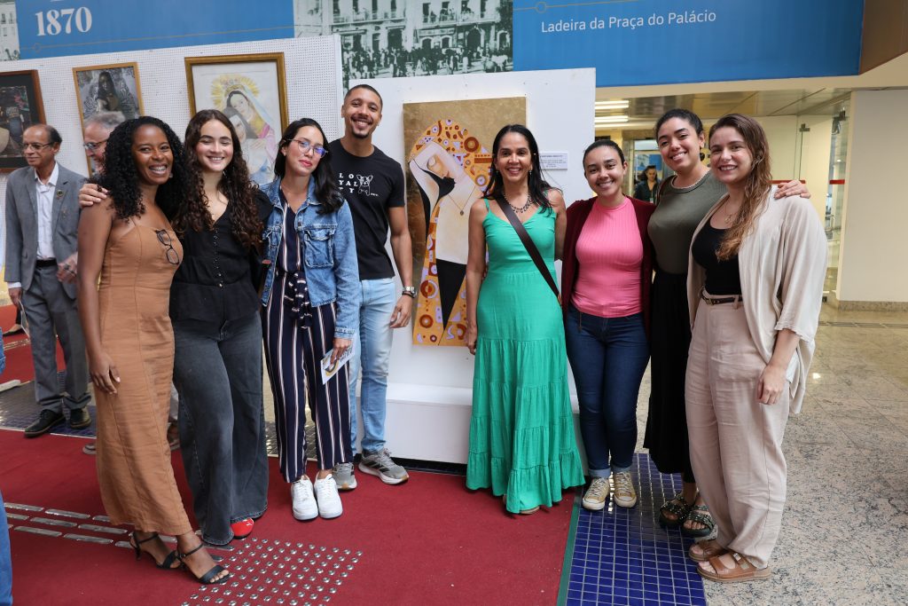 TJBA recebe exposição em homenagem a Santa Dulce dos Pobres   