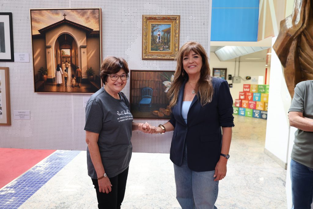 TJBA recebe exposição em homenagem a Santa Dulce dos Pobres   