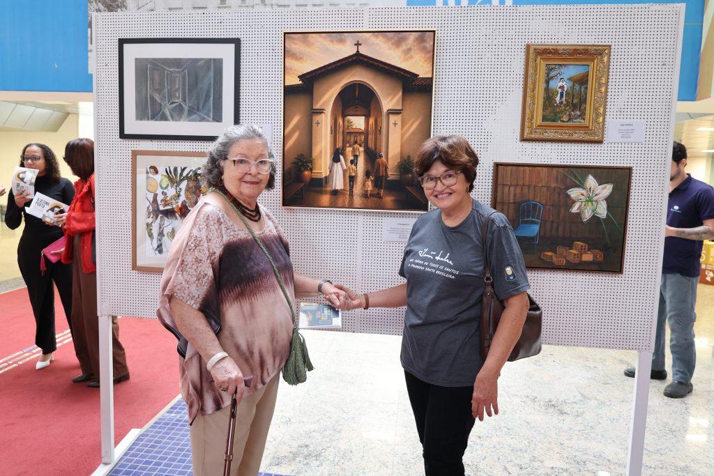 TJBA recebe exposição em homenagem a Santa Dulce dos Pobres   