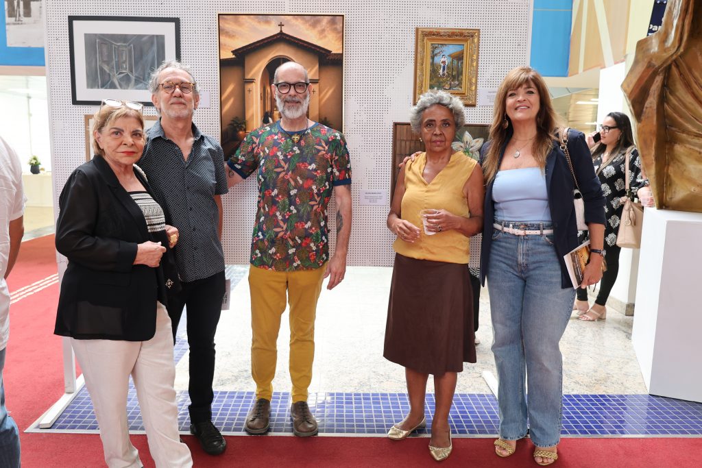 TJBA recebe exposição em homenagem a Santa Dulce dos Pobres   
