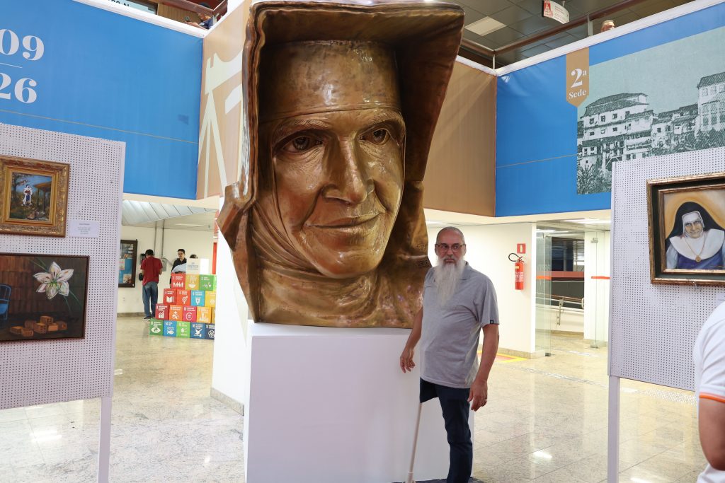 TJBA recebe exposição em homenagem a Santa Dulce dos Pobres   