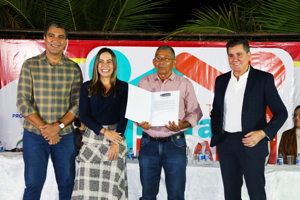 TJBA participa da entrega de 277 títulos de propriedade de imóveis a moradores de Barreiras  