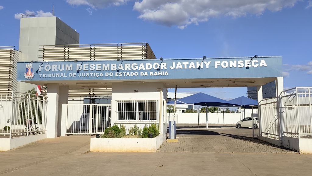 Presidente do TJBA acompanha Mutirão de Audiências em Luís Eduardo Magalhães    