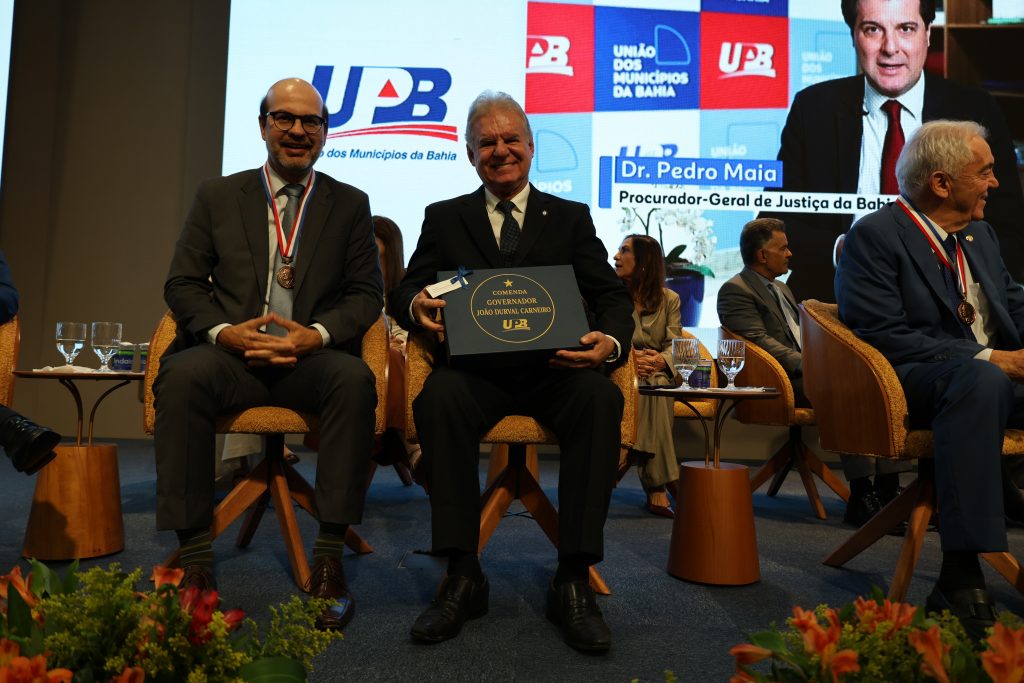 13-08-2026 - Outorga da Comenda Governador João Durval Carneiro ao Presidente do TJBA