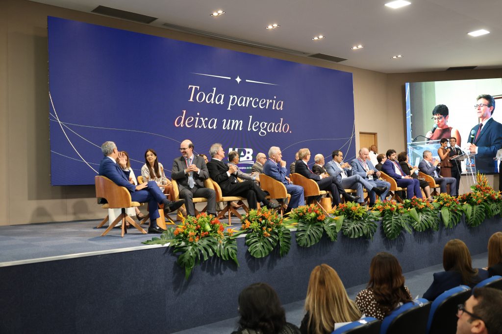 13-08-2026 - Outorga da Comenda Governador João Durval Carneiro ao Presidente do TJBA