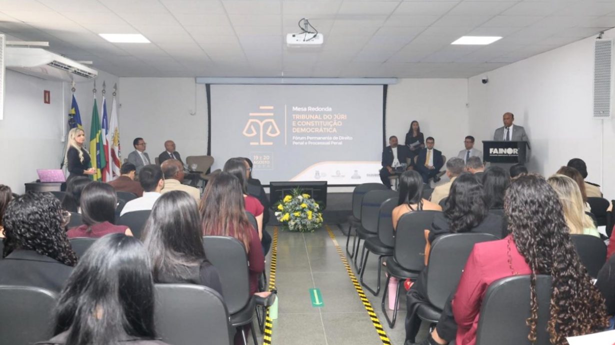 Unicorp-TJBA inicia mesa-redonda sobre Tribunal do Júri e interioriza qualificação em Vitória da Conquista   