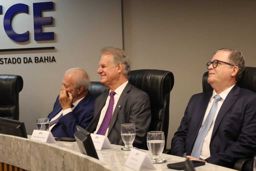 21/08/2026 - TJBA prestigia os 111 anos de fundação do TCE  