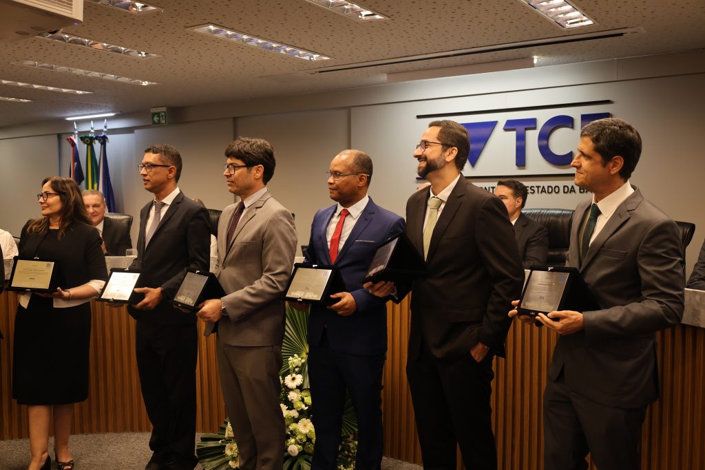 21/08/2026 - TJBA prestigia os 111 anos de fundação do TCE  
