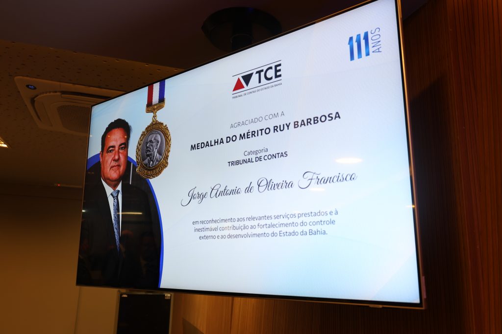 21/08/2026 - TJBA prestigia os 111 anos de fundação do TCE  
