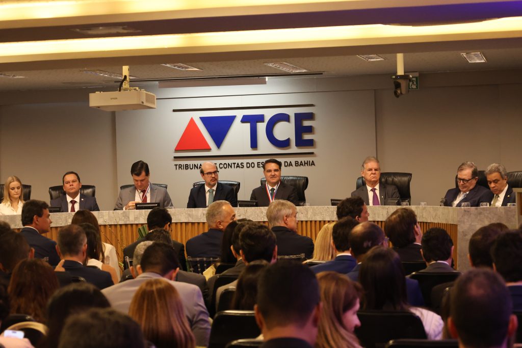 21/08/2026 - TJBA prestigia os 111 anos de fundação do TCE  