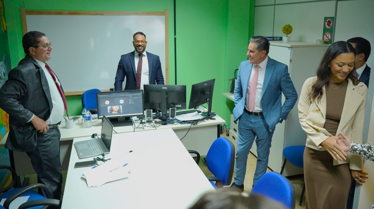 Presidente do TJBA acompanha Mutirão de Audiências em Luís Eduardo Magalhães    