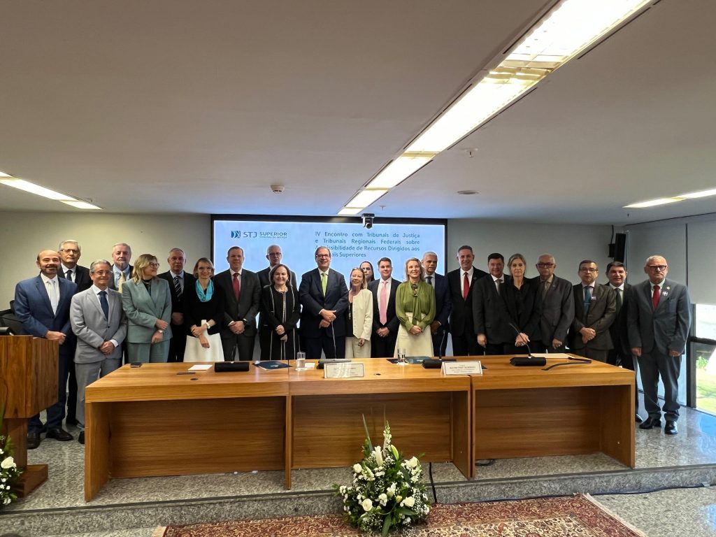 TJBA discute admissibilidade recursal e juízo de conformidade em encontro nacional no STJ