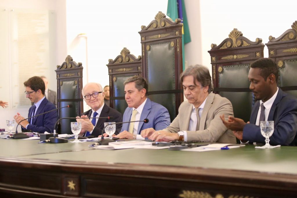 Jurista italiano Luigi Ferrajoli profere palestra em encontro do TJBA e discute garantia dos direitos fundamentais   