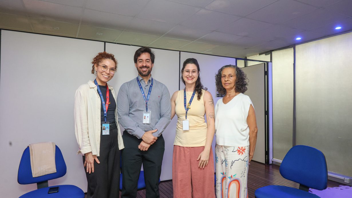 23/09/2026 - Menos pressa, mais prosa – Diálogos em saúde mental e aula de Yoga!  