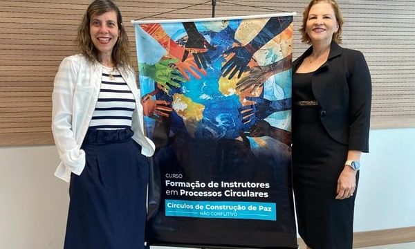 Encerramento do curso Formação de Instrutores em Processos Circulares – Círculos de Construção de Paz – Não Conflito