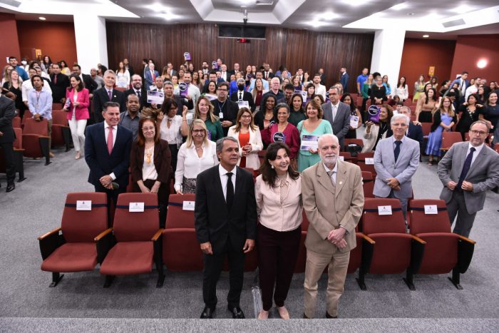 JUSTIÇA EM NÚMEROS TJBA 2022: CERIMÔNIA DE PREMIAÇÃO LOTA AUDITÓRIO E ENTREGA O SELO DIAMANTE A UNIDADES JUDICIAIS