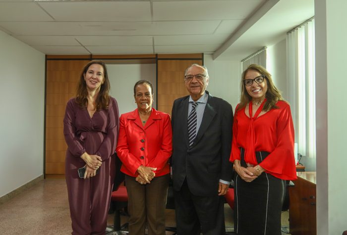 2º Vice-Presidente do TJBA recebe visita de lideranças da OAB