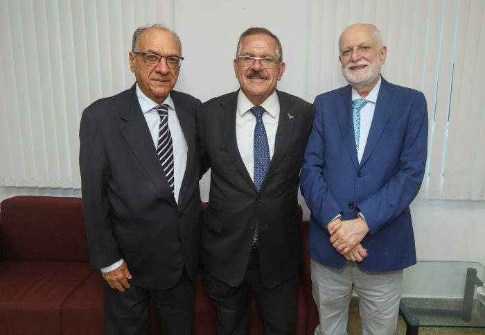 2º Vice-Presidente do TJBA recebe visita de Ministro do Superior Tribunal de Justiça