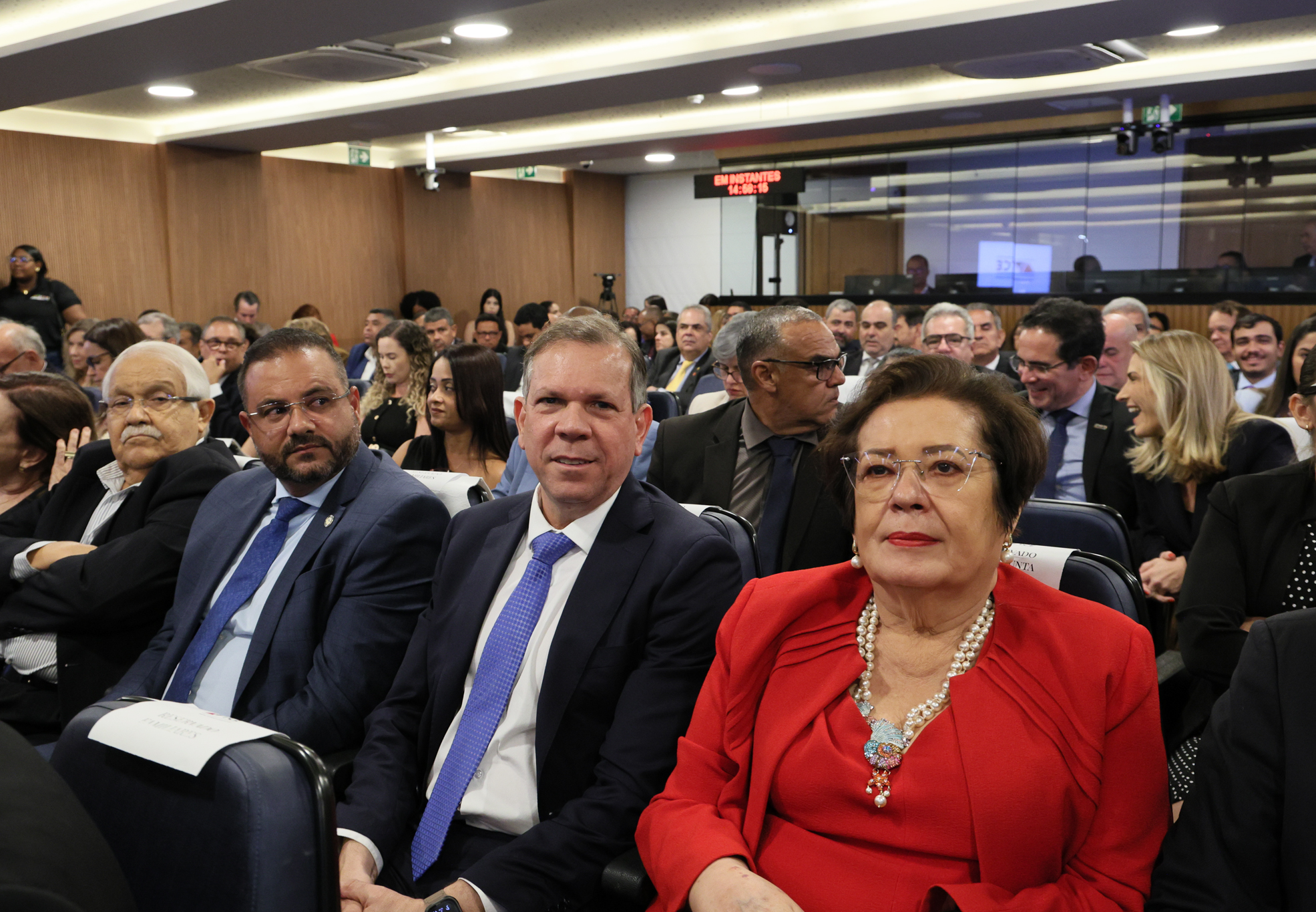 2º VICE-PRESIDENTE prestigia posse de conselheiro no TCE-BA